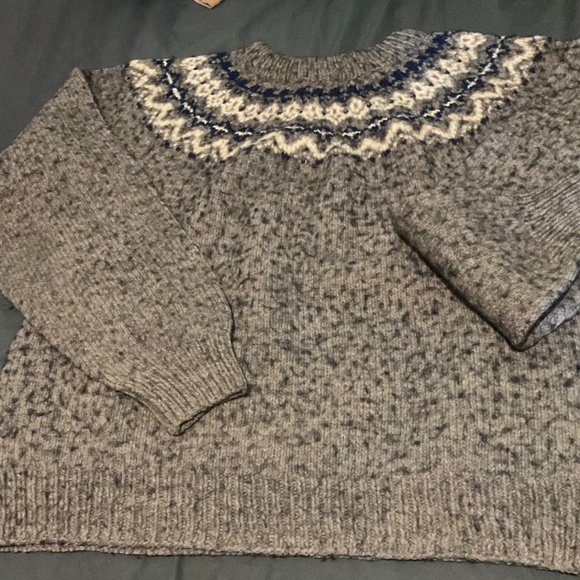 BRAND BY TAMMARA  SWEATER Hand Knitted - Picture 4 of 8